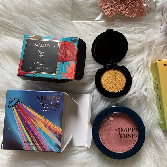 makeup lovers bundle - Picture 2 of 8